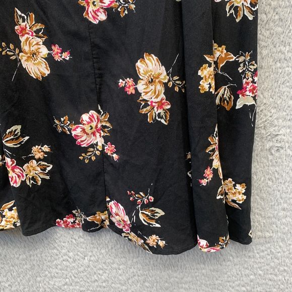 Torrid Floral Print Sleeveless SunDress Size 00 in Black Strappy Flowy Vneck - Picture 6 of 14